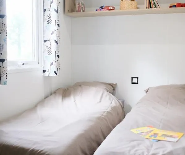 Mobil Xxl 4 - La Trevilliere مكان تخييم *